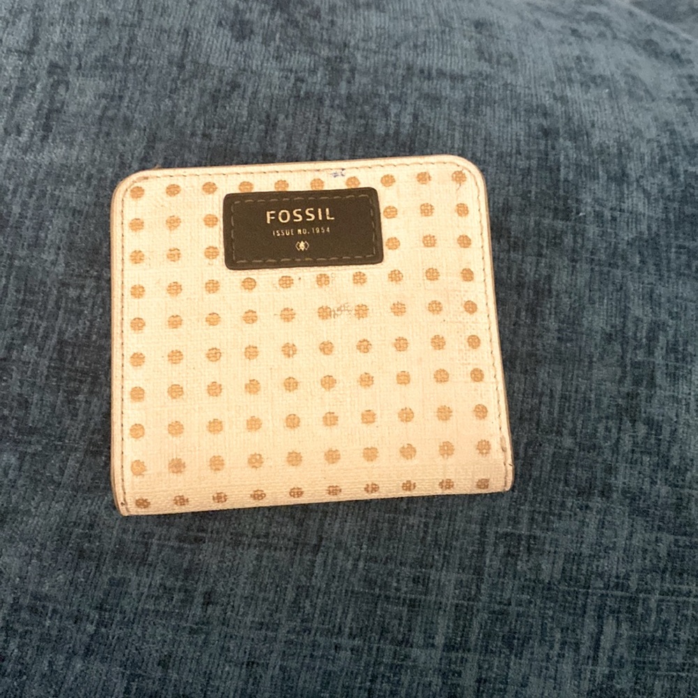 Fossil wallet